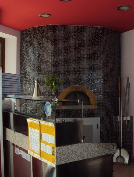 Pizzeria
